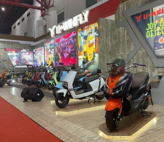 Cocok Dipakai Harian, Ini Rekomendasi Motor Listrik Subsidi 5 Jutaan Terbaik