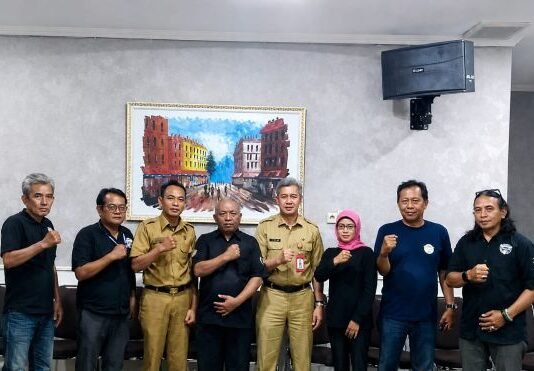 Audiensi JTR dengan Dinas DPMPD Berjalan Hangat Terkait Kades Buaran Bambu, Kadis : Surati Camat